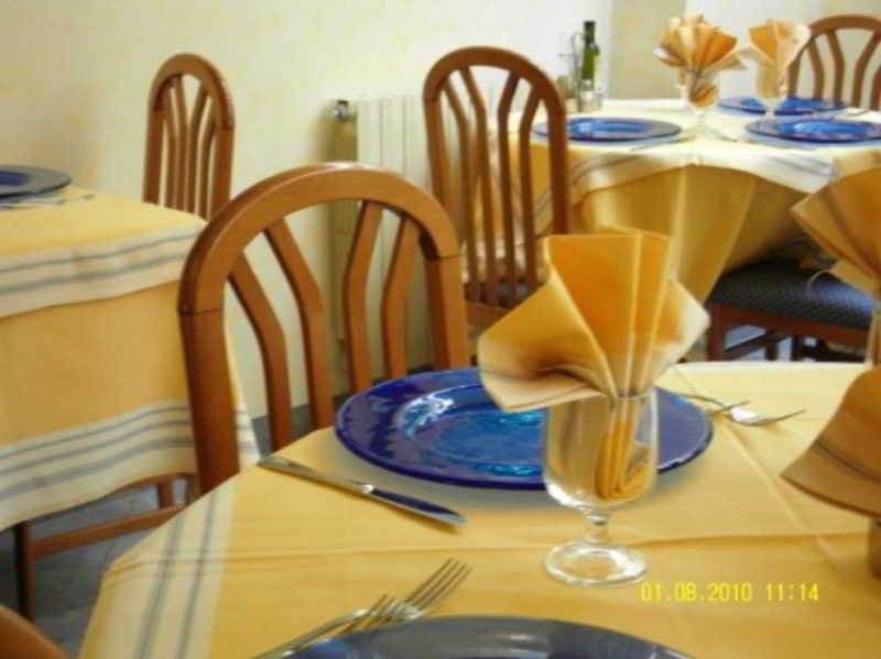 Hotel Dolly 3*
