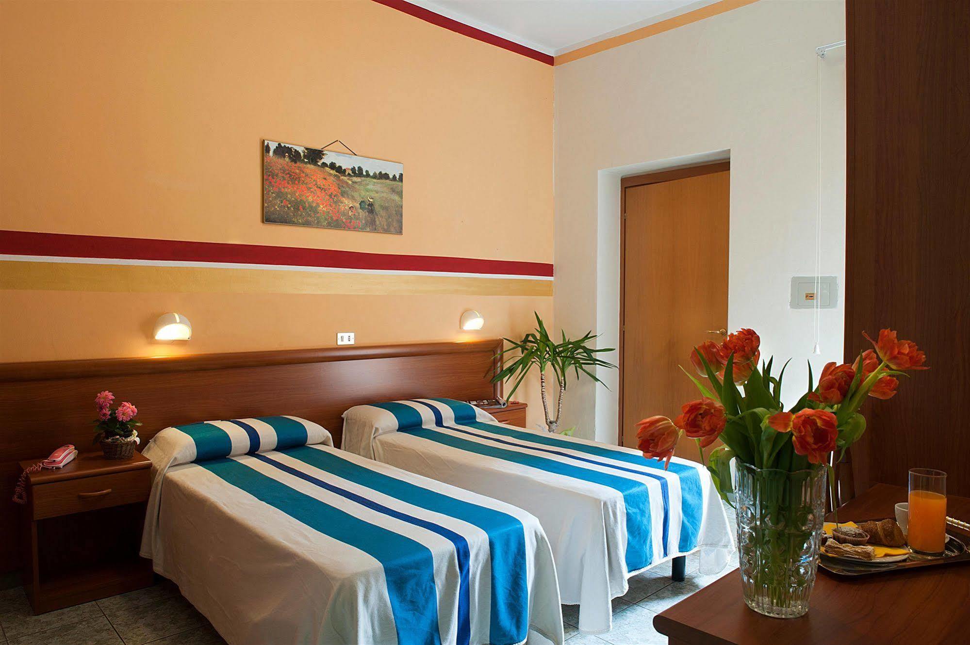 Hotel Dolly 3*